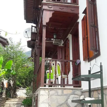 Huzur Dolu Dublex Yazlik Case de vacanță